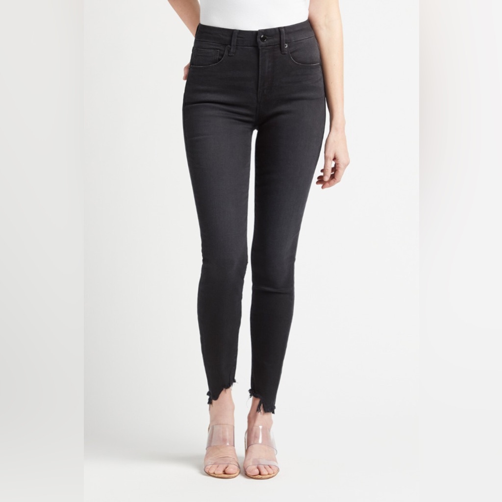 Good American Good Legs Step Hem In Black069 | 00/24